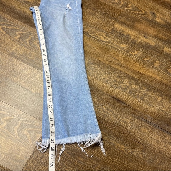 Flying Monkey High Rise Raw Hem Kick Flare Womens 27 Bleached Distressed - Picture 8 of 9